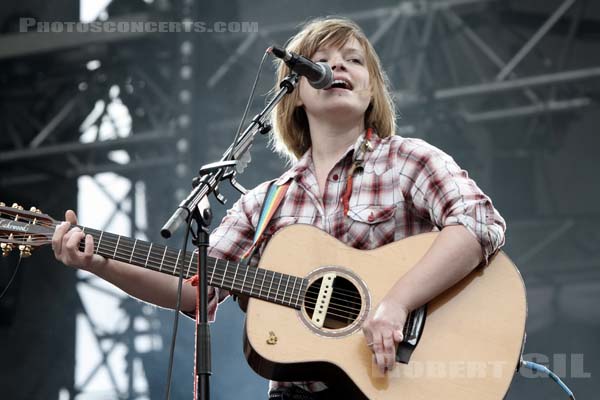 WALLIS BIRD - 2010-08-29 - SAINT CLOUD - Domaine National - Scene de la Cascade - 